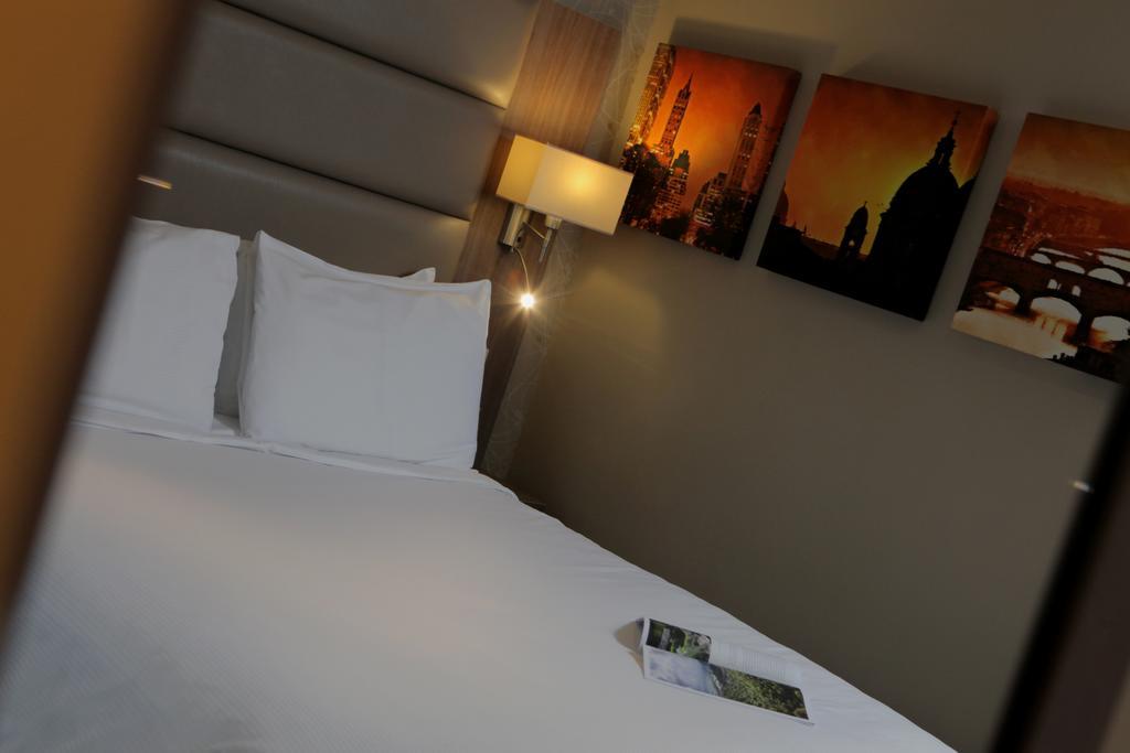 Best Western Pontypool Metro Hotel Exterior photo